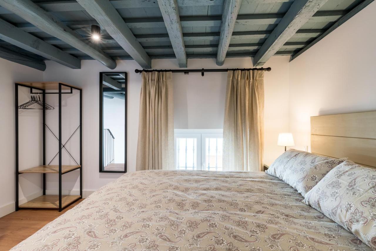 Apartamentos Leoncillos Séville Extérieur photo