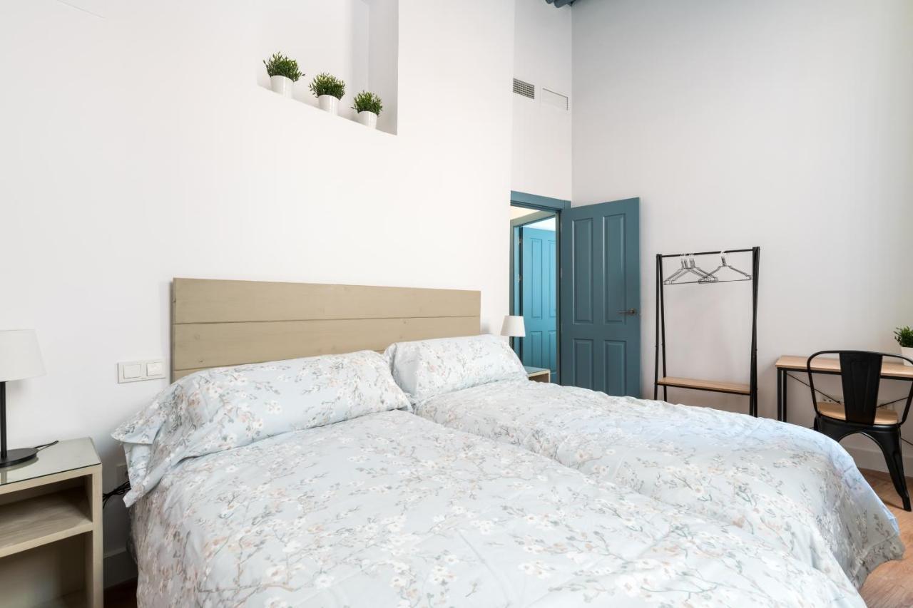 Apartamentos Leoncillos Séville Extérieur photo